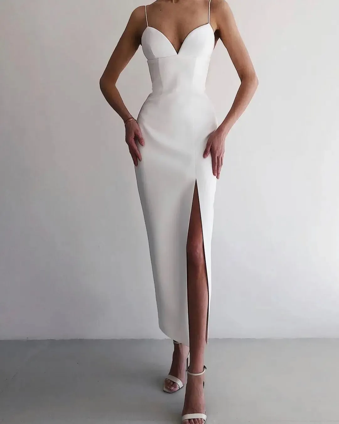 Elegant Bodycon Maxi Dress with High Slit