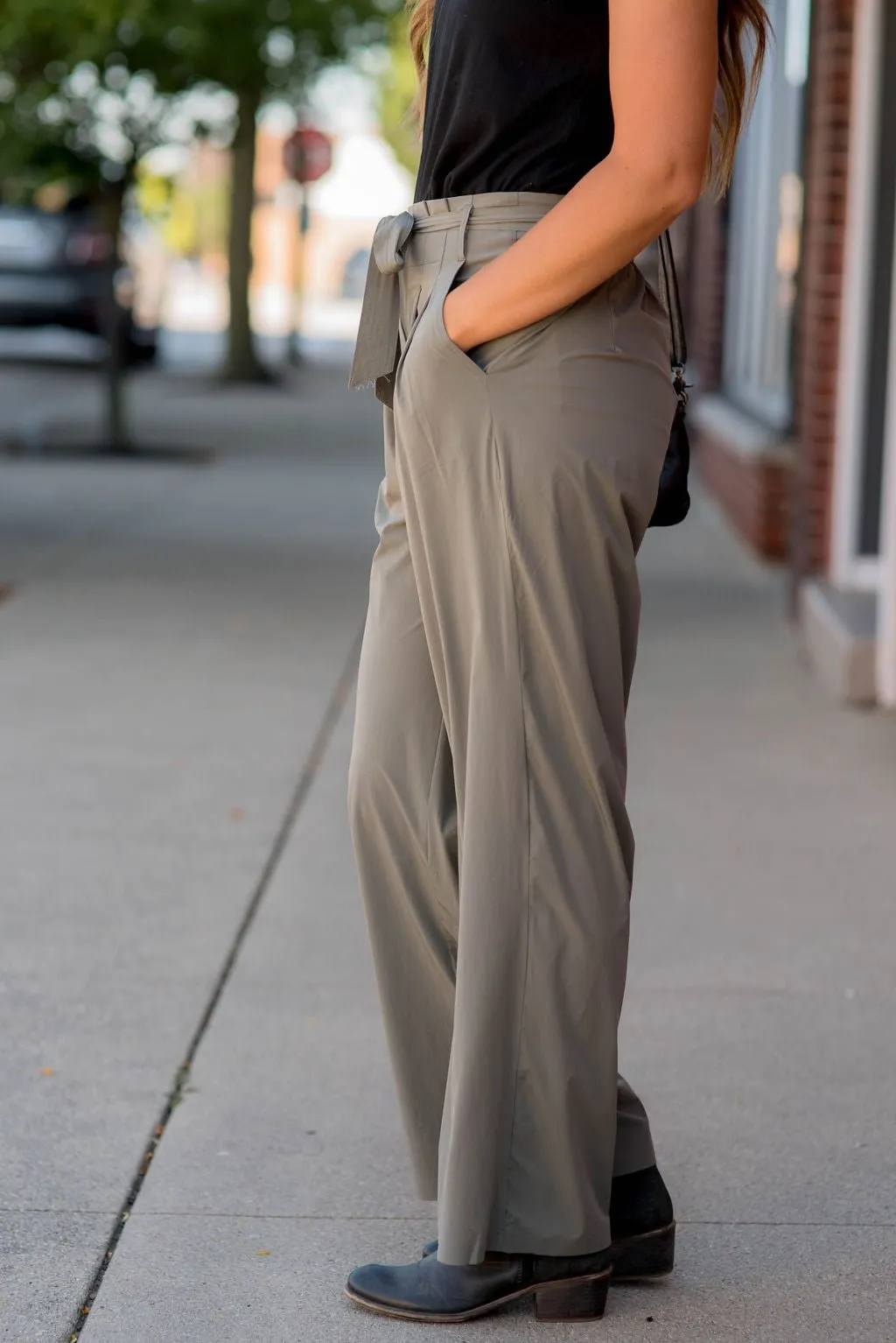 Relaxed Paper Bag Pants